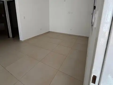 Departamento tipo casa en venta en Rosario. Alvear 3800