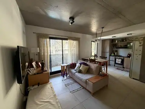 Venta departamento 1 dormitorio con amplio balcón