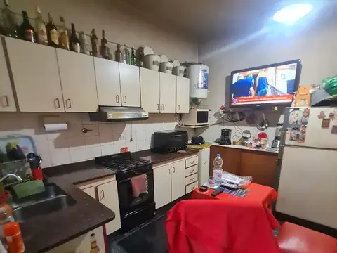 Depto Tipo Casa en Venta 50 años