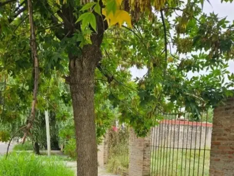 Terreno en Venta en Luis Guillon, USD 40.000