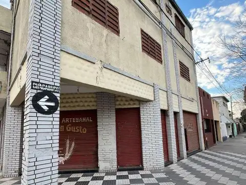 Venta edificio inversion. esquina tres plantas.
