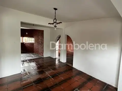Casa Chalet  en Venta en Ituzaingó