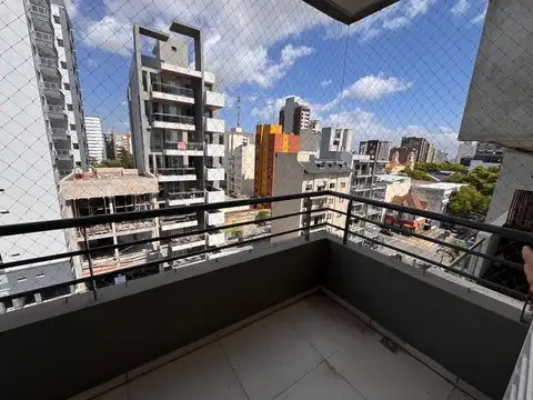 ALQUILER  DEPTO 4 AMB CON COCHERA QUILMES CENTRO