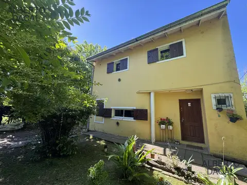 Casa en Venta en 29 E/ 443 Y 444 - City Bell - Alberto Dacal Propiedades