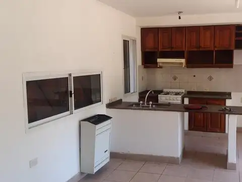 Casa en Venta en 29 E/ 443 Y 444 City Bell - Alberto Dacal Propiedades