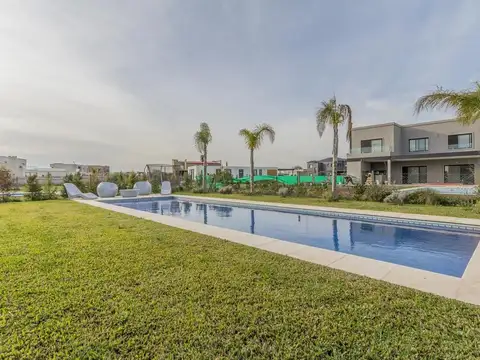 Casa en Venta en Belén de Escobar, USD 380.000