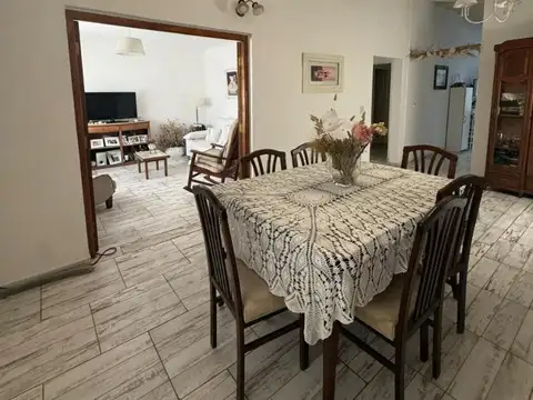 HERMOSA CASA TOTALMENTE RECICLADA A NUEVO