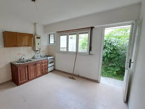 Depto Tipo Casa en Venta de 2 ambientes