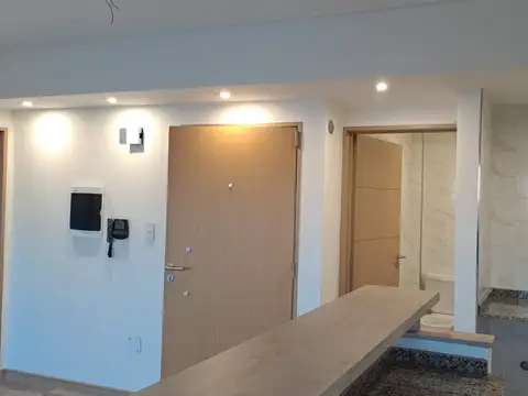 SEMIPISOS A ESTRENAR-  AV Garay al 3200- Cerca Subte E. info