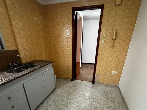 Departamento en Alquiler con 1 cocheras