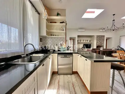 Casa en Venta en El Nacional Club De Campo, USD 359.000