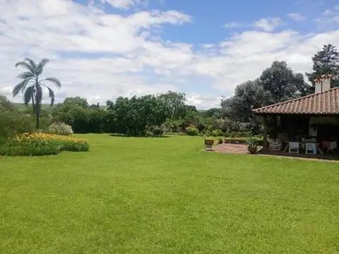 Casa en Alquiler de 4 dormitorios