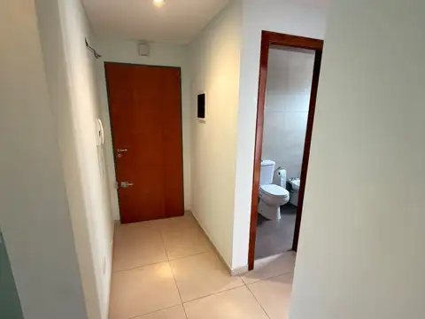 Departamento en Alquiler en Berazategui, $ 690.000
