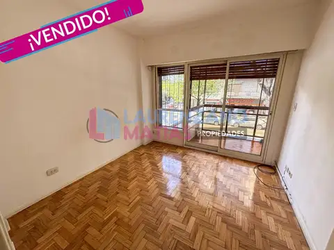   VENDIDO   SEMIPISO 4 AMBIENTES AL FRENTE CON COCHERA CUBIERTA - VILLA PUEYRREDON