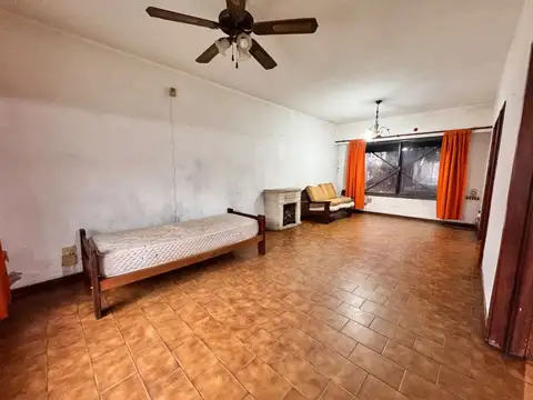Venta CASA 4 Ambientes con taller, Villa Ballester