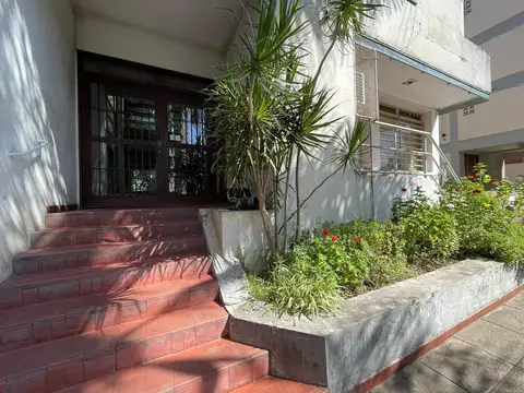 Departamento 3 AMBIENTES CON COCHERA - BARRIO PARQUE VILLA MARTELLI