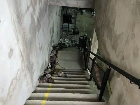 Galpon en Venta 9  mts Frente