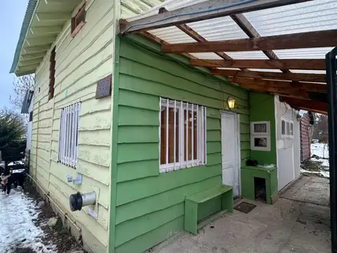 Casa 8 ambientes con 3 baños