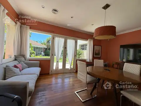Casa en Venta al Oeste