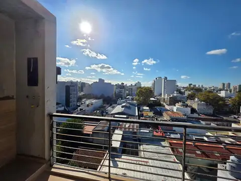 VENTA MONOAMBIENTE A ESTRENAR FLORESTA