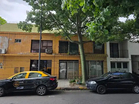Local en Alquiler en Flores Norte, $ 500.000