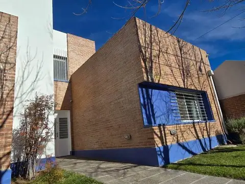 M. de Azcuénaga 800