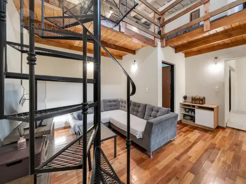 Depto Tipo Casa 4 ambientes con 2 baños
