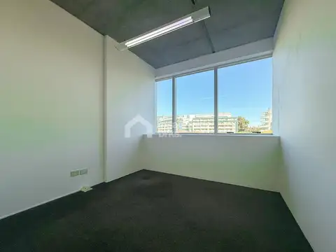 Oficina en Alquiler al Suroeste