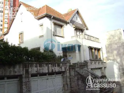 Av. LIBERTADOR al 3300 - La Lucila