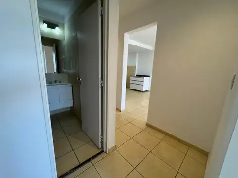 Departamento en Alquiler en Echesortu, $ 650.000