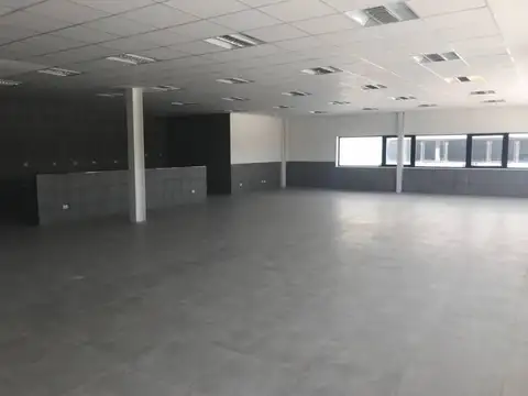 Galpon en Alquiler A Estrenar