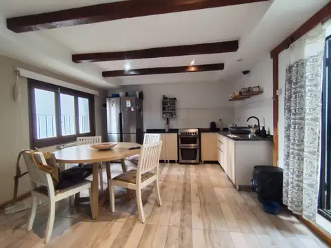 Casa en PH Planta Baja con Amplio Patio Privado