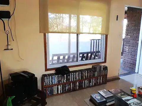 Casa 4 ambientes con 1 baño