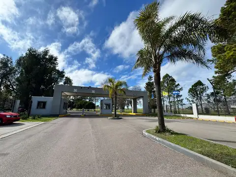 Venta Lote en Country El Paraíso
