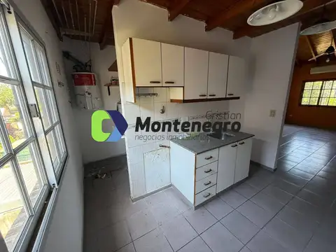 Depto Tipo Casa en Alquiler de 1 dormitorio