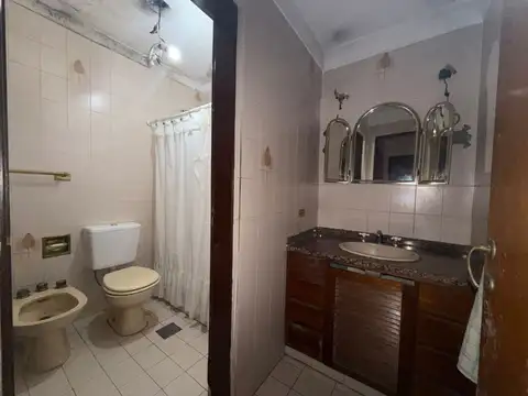 Venta | Casa 4 ambientes a refaccionar | Saavedra