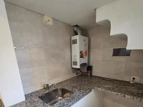 Depto Tipo Casa en Alquiler de 2 dormitorios