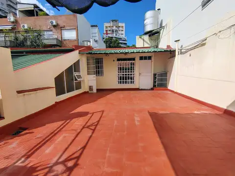 VENTA PH 4 AMBIENTES | ENTRADA INDEP. | PATIO Y TERRAZA PROPIA | A METROS AV. CABILDO | SAAVEDRA