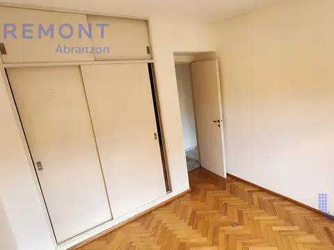 Guardia Vieja 3900 semipiso 3 ambientes con balcon dos cuadras del subte B Estación Medrano