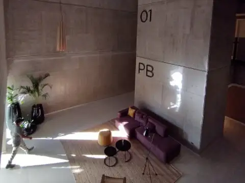 FUNDAR: Ana. Un dormitorio alquilado. Ideal inversor.