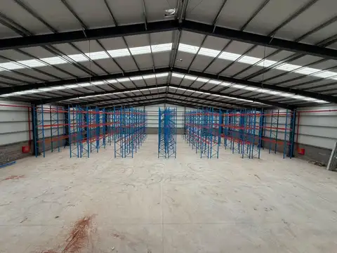 Depósito en Alquiler de 1500 m2 - EBAPI PARQUE INDUSTRIAL