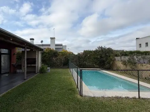 Casa  en Alquiler en Los Arces, La Cañada de Pilar, Pilar