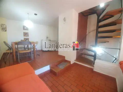 Bonito Dúplex 2 amb. - Excelente Ubicación