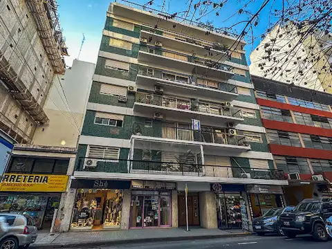 DUEÑO - SIN MUEBLES - IMPECABLE CON O SIN COCHERA