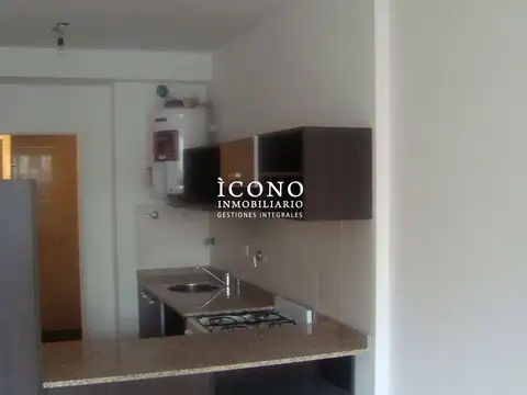 MONOAMBIENTE FTE. EXP 130.000 C/BALCON PROX UADE UAI Y SUBRTE C