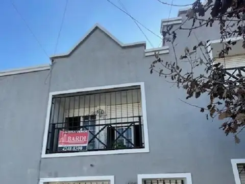 Depto Tipo Casa en Venta en Temperley, USD 75.000