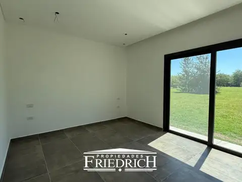 Casa en Venta al Oeste