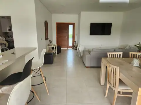 Casa en Alquiler en San Sebastian, USD 1.000