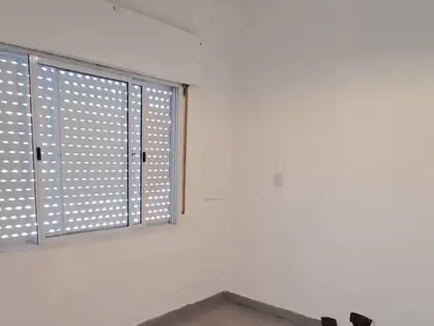 Depto Tipo Casa en Alquiler en Tablada, $ 570.000