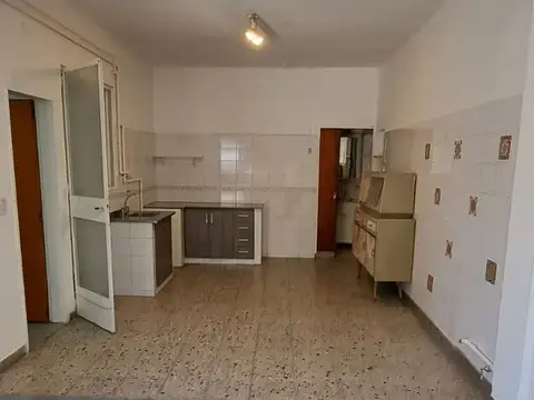 Depto Tipo Casa en Alquiler de 3 ambientes